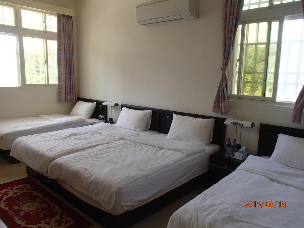 成功民宿 Km Bed And Breakfast Jinhu Quarto foto